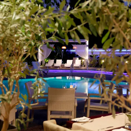 Anemi Hotel & Suites-3