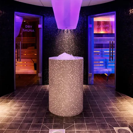 Clarion Hotel Sense-2