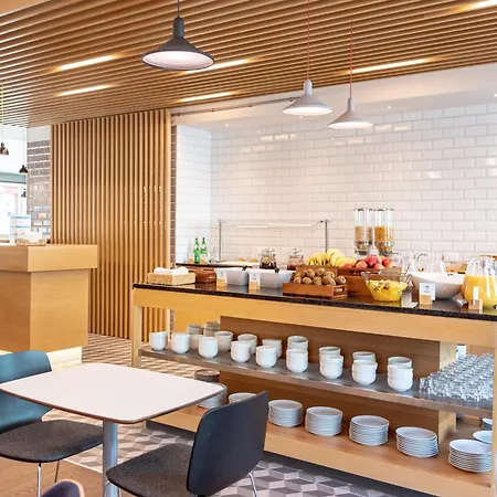 Holiday Inn Express - Lisbon - Plaza Saldanha By Ihg-3
