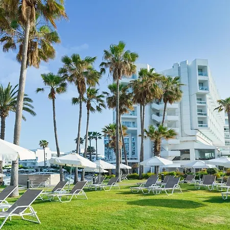 Leonardo Plaza Cypria Maris Beach Hotel & Spa (Adults Only)-3