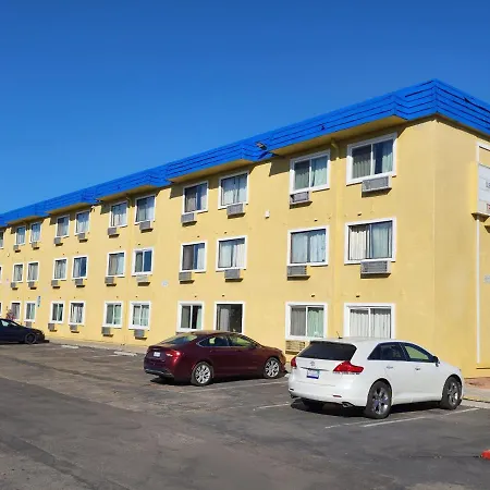 Travelodge By Wyndham Stockton-3