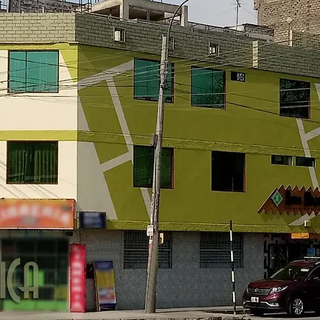 Hostal Residencial Mochica-3