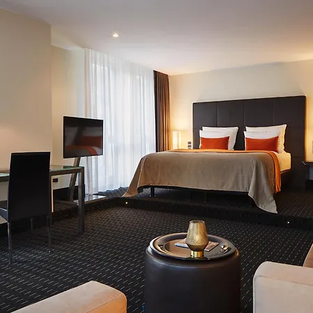 Boston Hotel HH-3