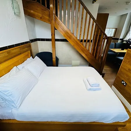 Berkley Apartments-2