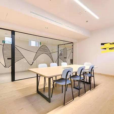 Livensa Living Studios - Valencia Viveros-3