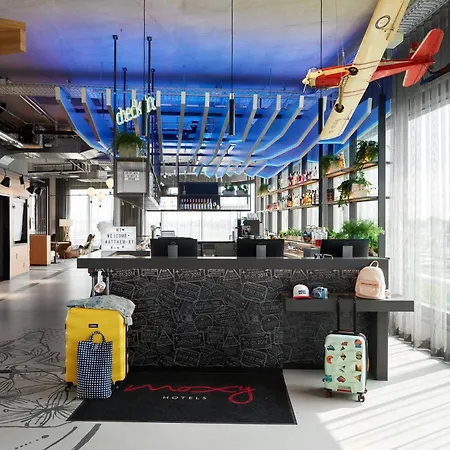 Moxy Cologne Bonn Airport-2