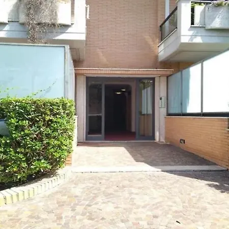 Domus Apartments-3