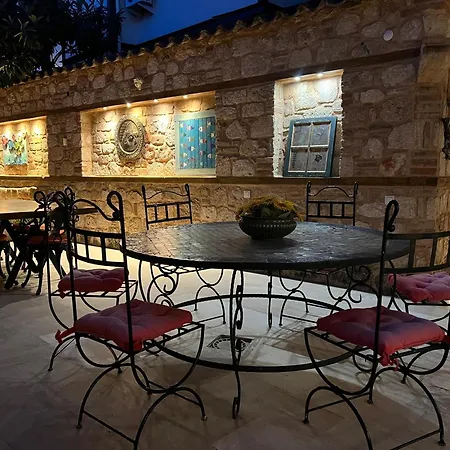 White Garden Hotel-Adult Only-3