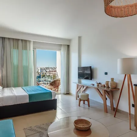 Redcon Suites-2