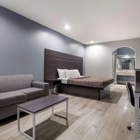 Americas Best Value Platinum Inn & Suites-3