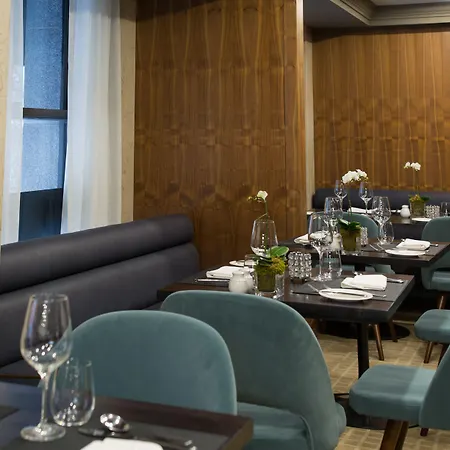 One King West Hotel And Residence-2