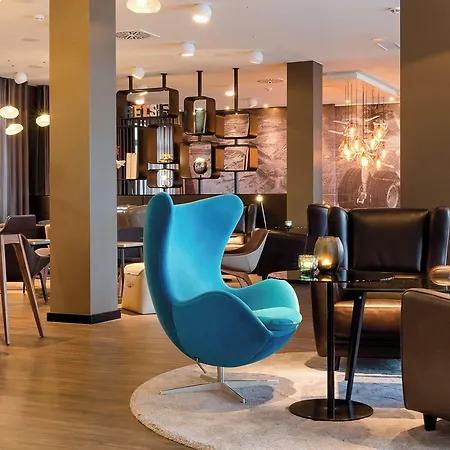 Motel One Frankfurt Airport-3
