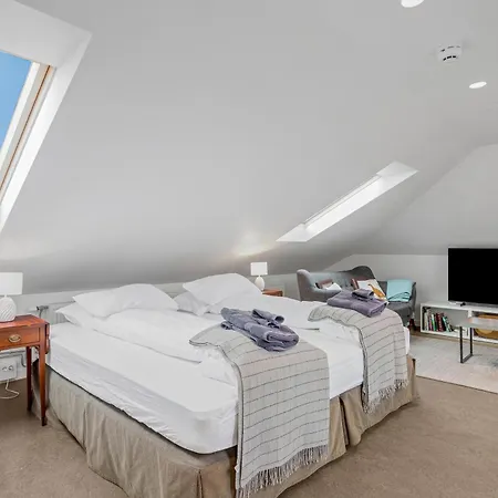 Freyja Guesthouse & Suites-2