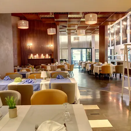 Hotel Lac Leman-2
