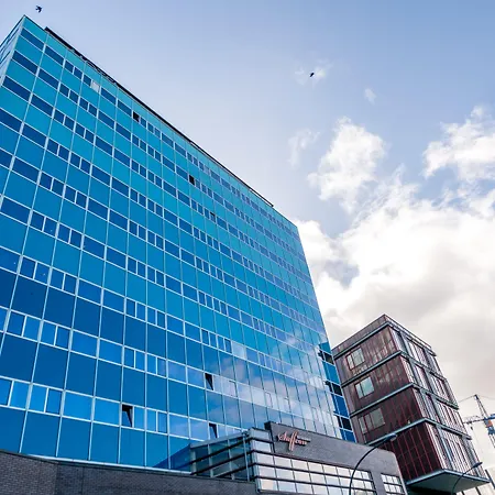 Xo Hotels Blue Tower-2