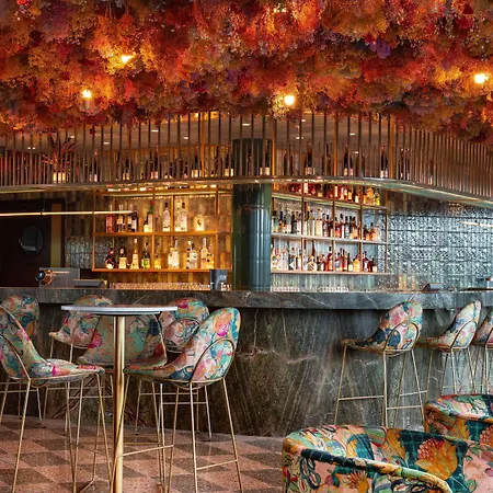 Canopy By Hilton London City-2
