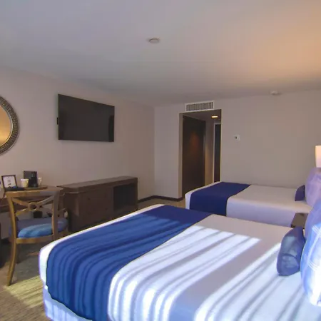 Grand Hotel Tijuana-2