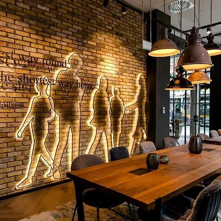 Motel One Dublin-3