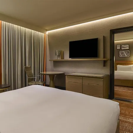 Hilton London Tower Bridge-3