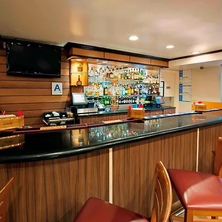 Fairfield Inn By Marriott Jfk Airport-2