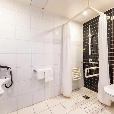 Premier Inn Dresden City Centre-2