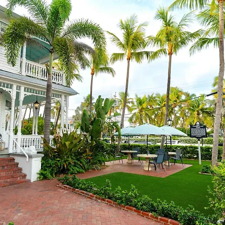Southernmost Point Guest House & Garden Bar-3