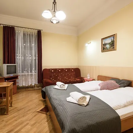 Golden Lion Guest Rooms Szewska 19-2