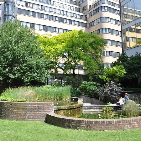 Marlyn Lodge - City Of London-3
