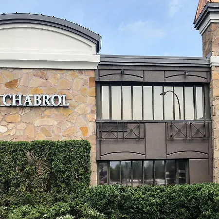 Le Chabrol Hotel&Suites-2