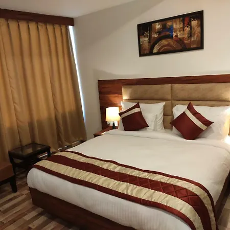 Red Crown Hotel-2