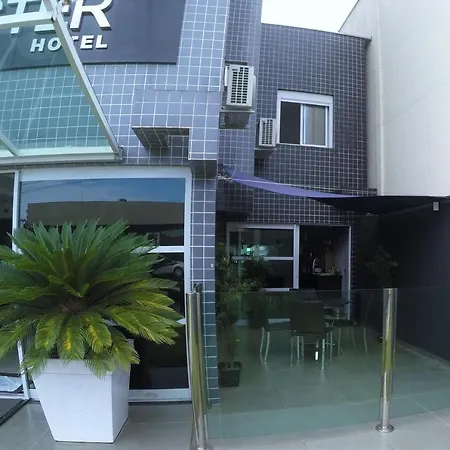 Hollyster Hotel-3