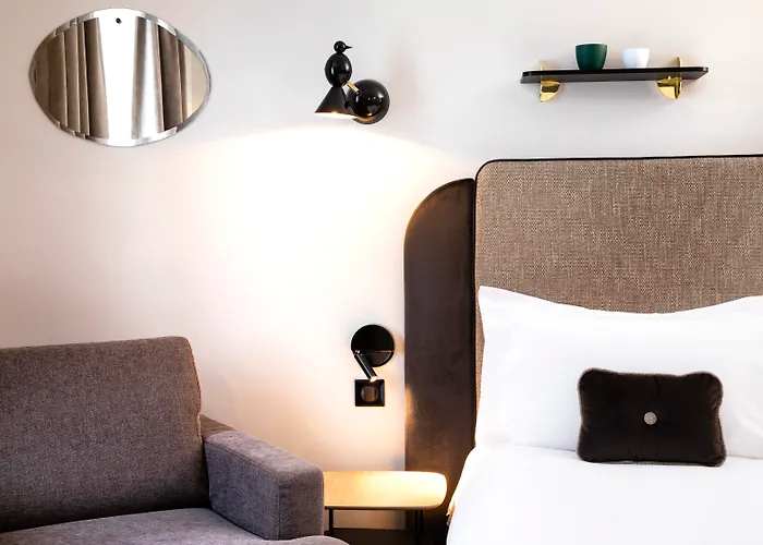 Hôtel Eiffel Saint Charles