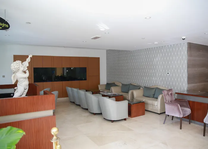 Versailles By Vieras Hotel Dubái