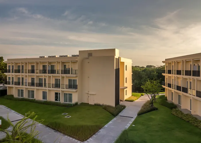 Eastin Thana City Golf Resort Bangkok