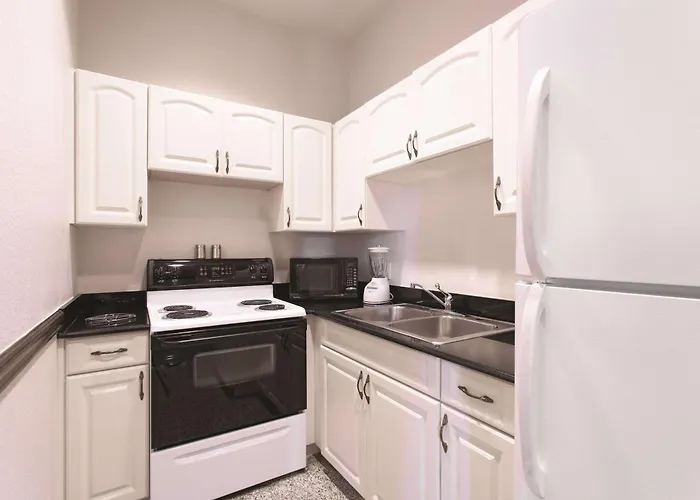 La Quinta By Wyndham Tampa Bay Area-Tampa South