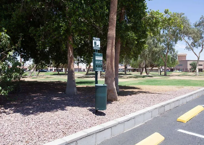Howard Johnson By Wyndham Yuma