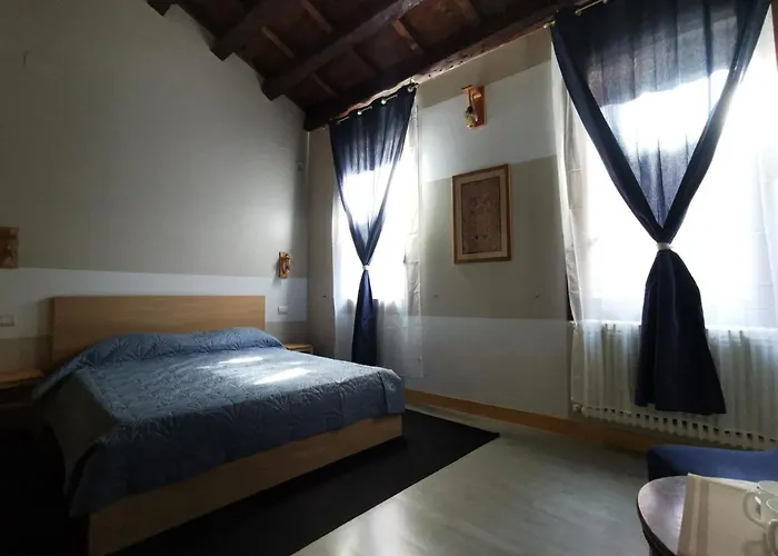 Venice Dose Suite