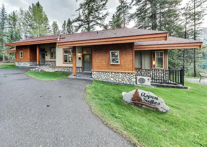 Patricia Lake Bungalows