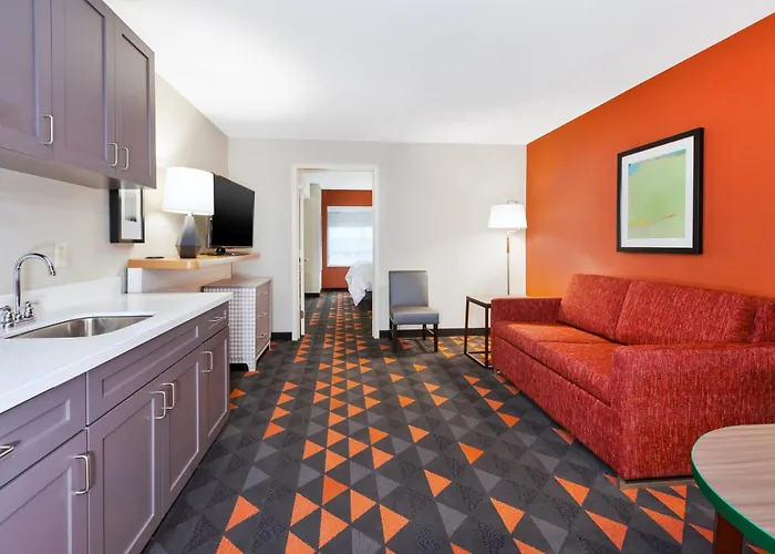 Holiday Inn & Suites - Toledo Southwest - Perrysburg By Ihg
