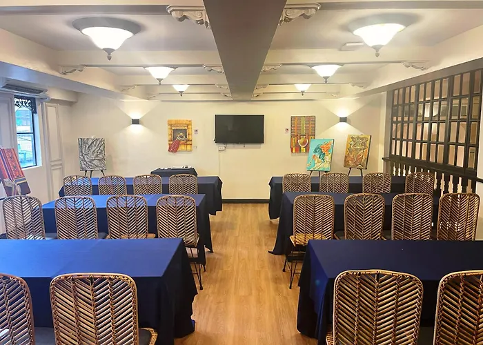 Airo Hotel Manila