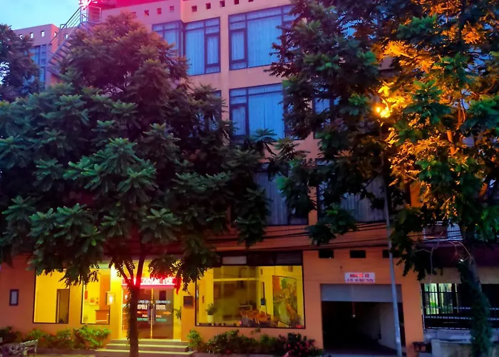 Anova 2 Hotel