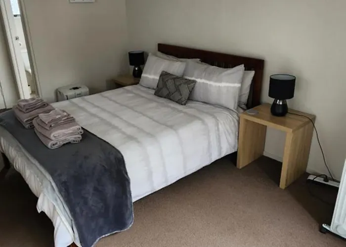 Cozy Apartment On Shalimar Auckland