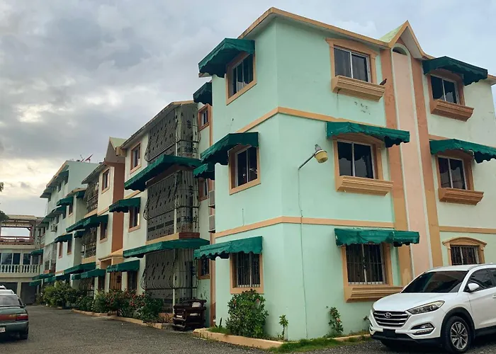 ApartaHotel Dona Reyna Alojamientos en Santo Domingo a 5 min de Aeropuerto Internacional Las Américas