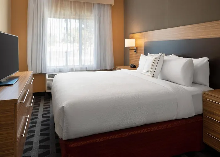 Towneplace Suites Fresno Clovis