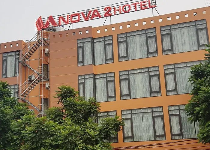 Anova 2 Hotel