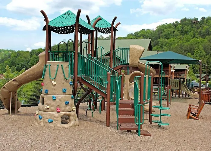 2Br Westgate Resort Sleeps 10 - Smoky Mtn Condo With Free Water Park
