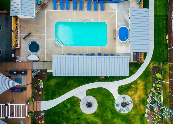 Blue Elk Inn