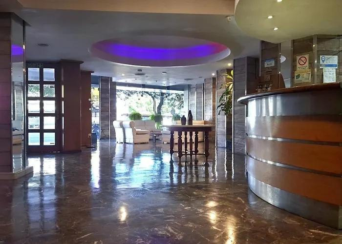 Hotel Mayoral Rosario