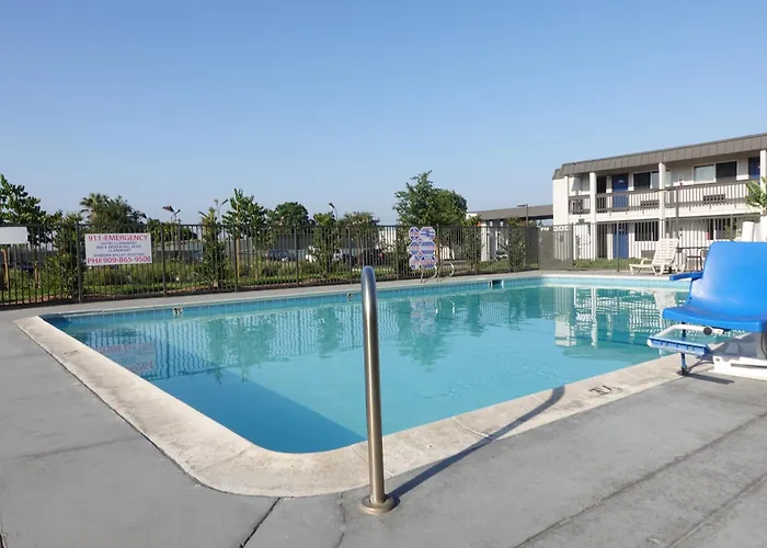 Motel 6-Claremont, Ca