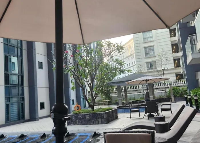 Staycation By Jem - Across Naia T3 In Newport City